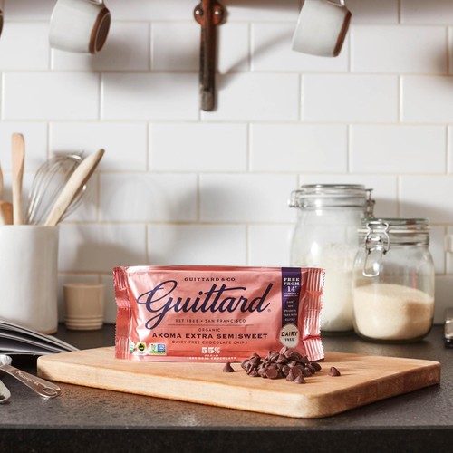 Guittard Organic Akoma Extra Semisweet 55% Cacao Baking Chips