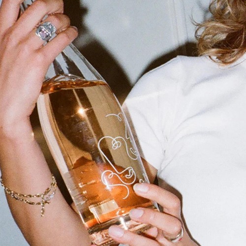 Amie x Organic Rose