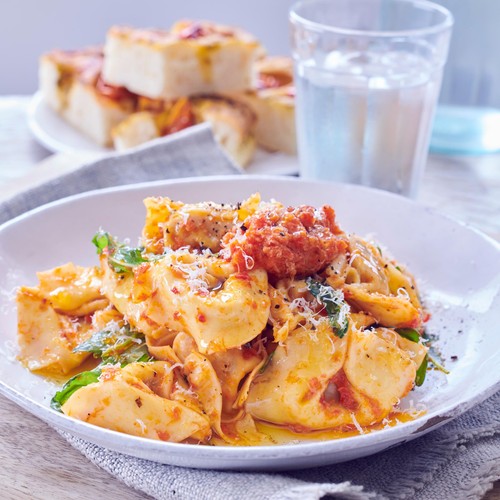 Dell'Ugo Tomato & Mozzarella Tortelloni