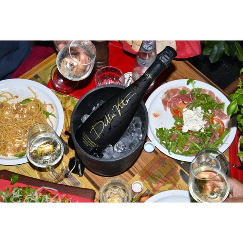 Della Vite Superiore D.O.C.G Prosecco