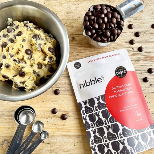 Nibble Simply Divinely Dark Madagascan Chocolate Chips