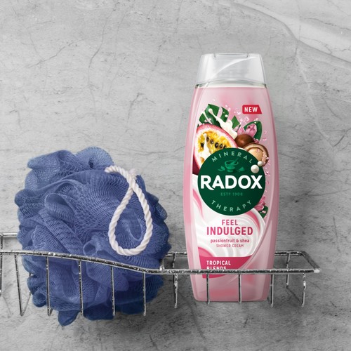Radox Feel Indulgent Tropical Blends Shower Gel