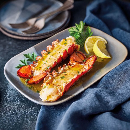M&S Collection Frozen 4 Lobster Tails with Butter