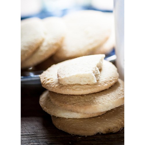Rodda's Cornish Clotted Cream Shortbread Biscuit Tin