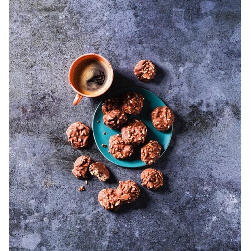 M&S Swiss Almond & Milk Chocolate Nutty Clouds