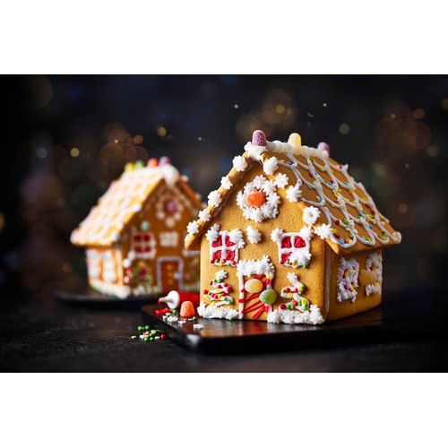 M&S Build Your Own Gingerbread House Kit