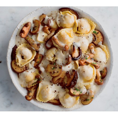 La Famiglia Rana Mushroom & Roasted Garlic Fresh Sauce
