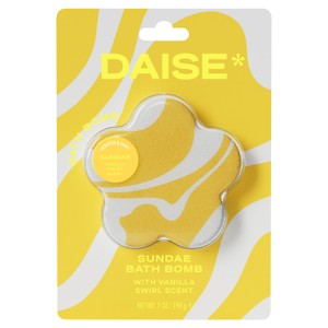 DAISE Soft Serve Bath Bomb in Vanilla Swirl