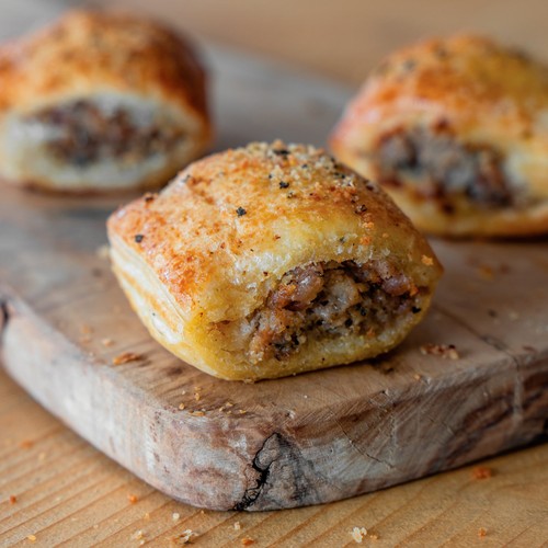 Higgidy 6 Great British Pork & Onion Sausage Rolls