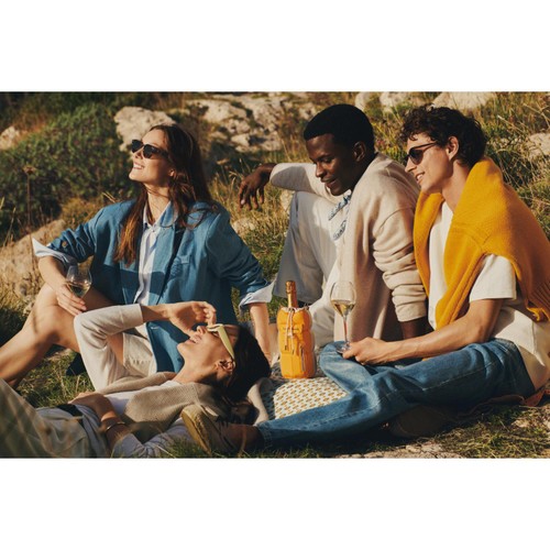 Veuve Clicquot Yellow Label Champagne NV Puffy Puffy