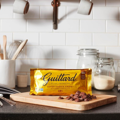 Guittard Super Cookie Semisweet Chocolate Baking Chips 48%