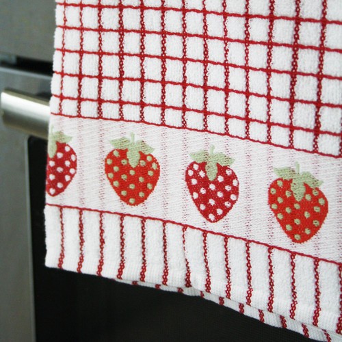 Poli-dri Jacquard Strawberries Tea Towel 