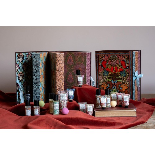 William Morris Oak & Willow Beauty 24 Day  Advent Calendar