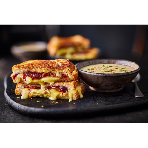 M&S Smoky Mature Cheddar Slices