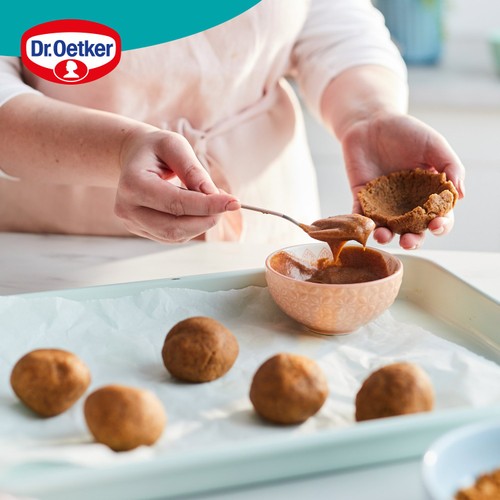 Dr. Oetker Caramelised Stuffed Cookie Biscuit Mix