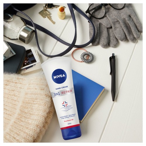 NIVEA 3 in 1 Repair Hand Cream 