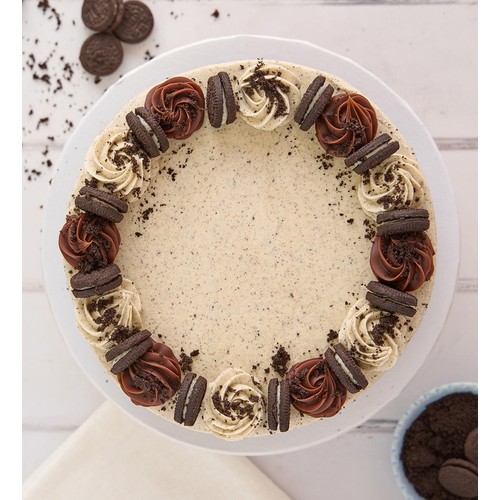 Lola's Cookies & Cream Layer Cake (serves 8)