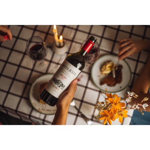 Santa Julia Family Reserve Malbec