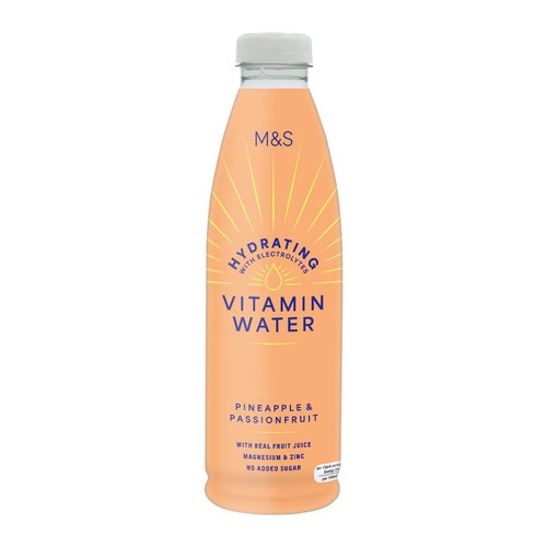 M&S Hydrating Pineapple & Passionfruit Vitamin Water