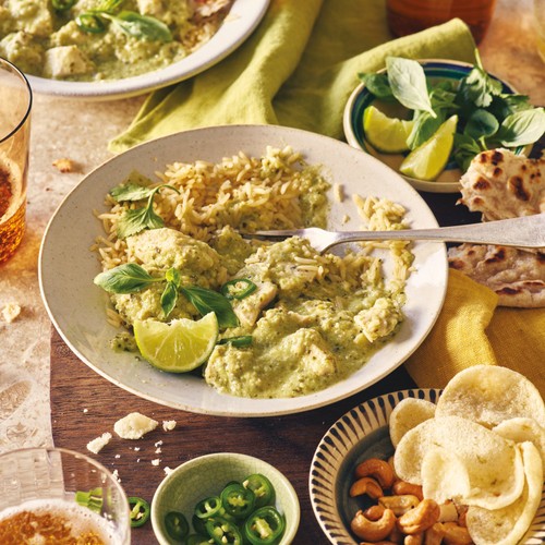 COOK Green Thai Chicken Curry with Coconut & Lime Leaf Rice for 1