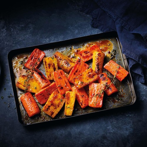 M&S Collection Heritage Orange & Yellow British Roasting Carrots