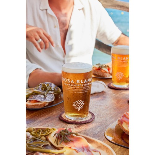 Rosa Blanca Premium Lager Beer Cans