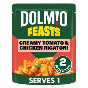 Dolmio Feasts Creamy Tomato & Chicken Rigatoni Microwave Pasta Meal