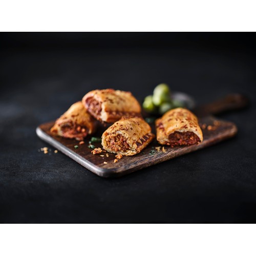 M&S 4 Mature Cheddar and Marmite Sausage Rolls