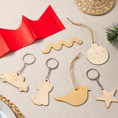 M&S Modern Tree Crackers