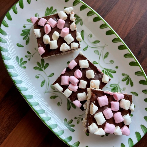 Free From Fellows Vegan Vanilla Pink & White Mini mallow