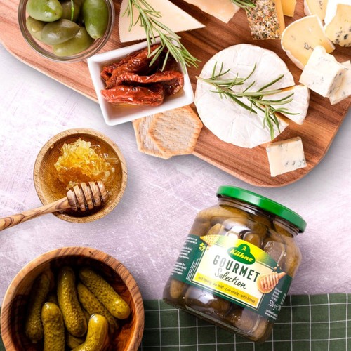 Kuhne Gourmet Gherkins with Honey