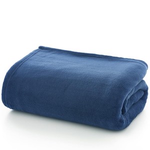 Deyongs Snuggle Touch Throw, Magenta