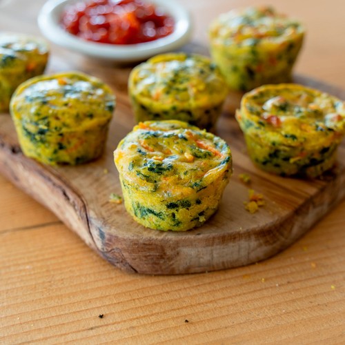 Higgidy Nutrient Dense Extra Mature Cheddar & Spinach Mini Muffins