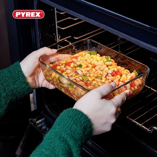 Pyrex Cook & Freeze Dish with Lid 1.5L