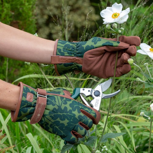 Burgon & Ball Oak Leaf Gloves Moss M/L