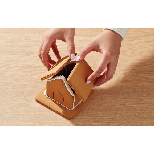 Create A Treat Mini Gingerbread House