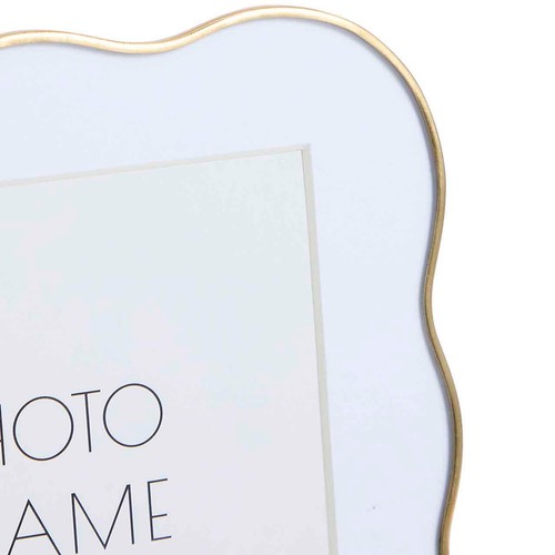 M&S Metal Wiggle Photo Frame 4x6 inch, One Size, Gold
