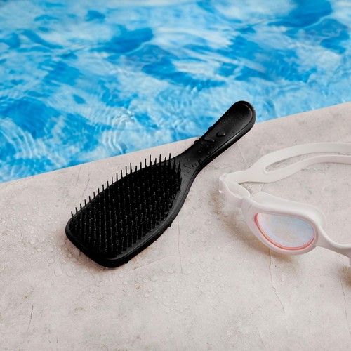 Tangle Teezer The Wet Detangler Hairbrush, Liquorice Black