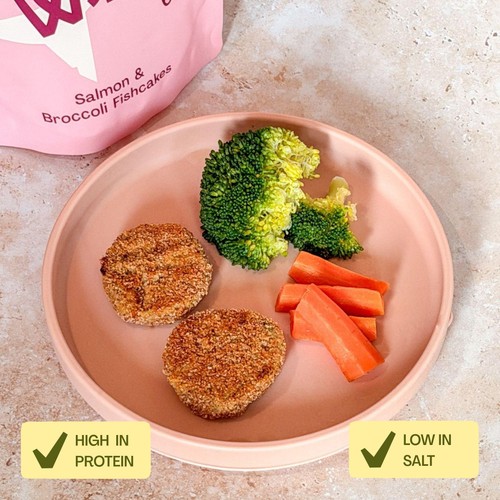 Lune & Wild Handmade Salmon & Broccoli Fishcakes 6+ months