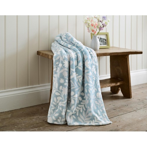 Deyongs Cozy Comforts Mables Garden Throw