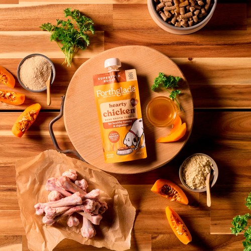 Forthglade Bone Broth Topper for Dogs, Hearty Chicken