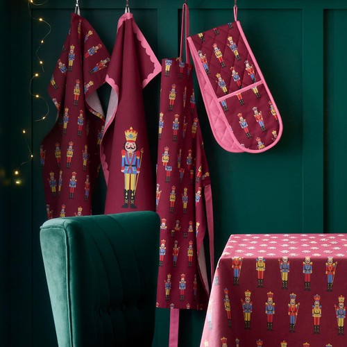 Catherine Lansfield Christmas Nutcracker Set of 4 Tea Towels