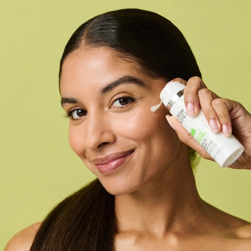 Super Facialist Salicylic Acid Anti-Blemish Gel Moisturiser