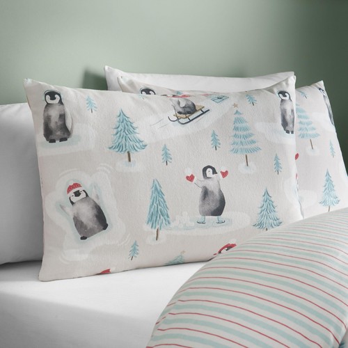 Catherine Lansfield Brushed Christmas Penguins Single Duvet Set