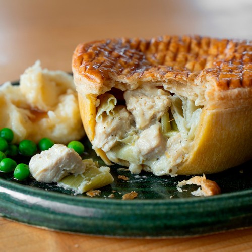 Higgidy Creamy Chicken & Sauteed Leek Pie