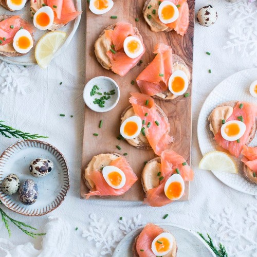 Clarence Court 12 Quail Eggs