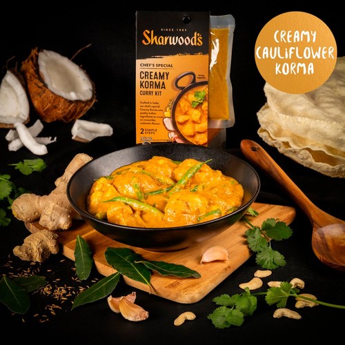 Sharwood's Korma Indian Curry Sauce Kit