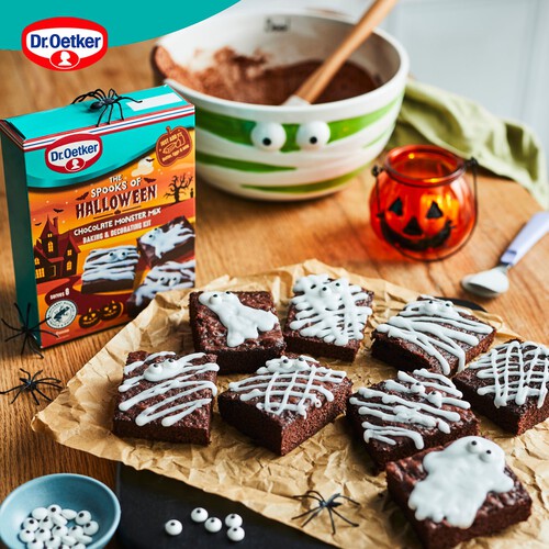 Oetker Halloween Chocolate Traybake Monster Cake Mix Ocado