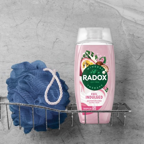 Radox Feel Indulged Shower Gel