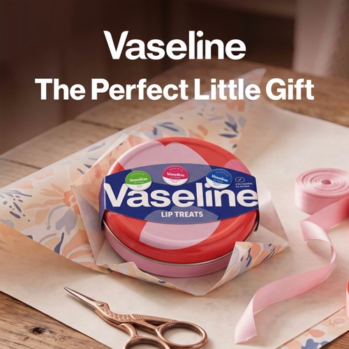 Vaseline Iconic Lip Tin Gift